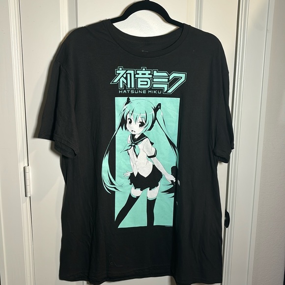 2/$28 💥🆕 Biowork Hatsune Miku Black Unisex Graphic T-Shirt | XL | 2620 - Picture 3 of 6
